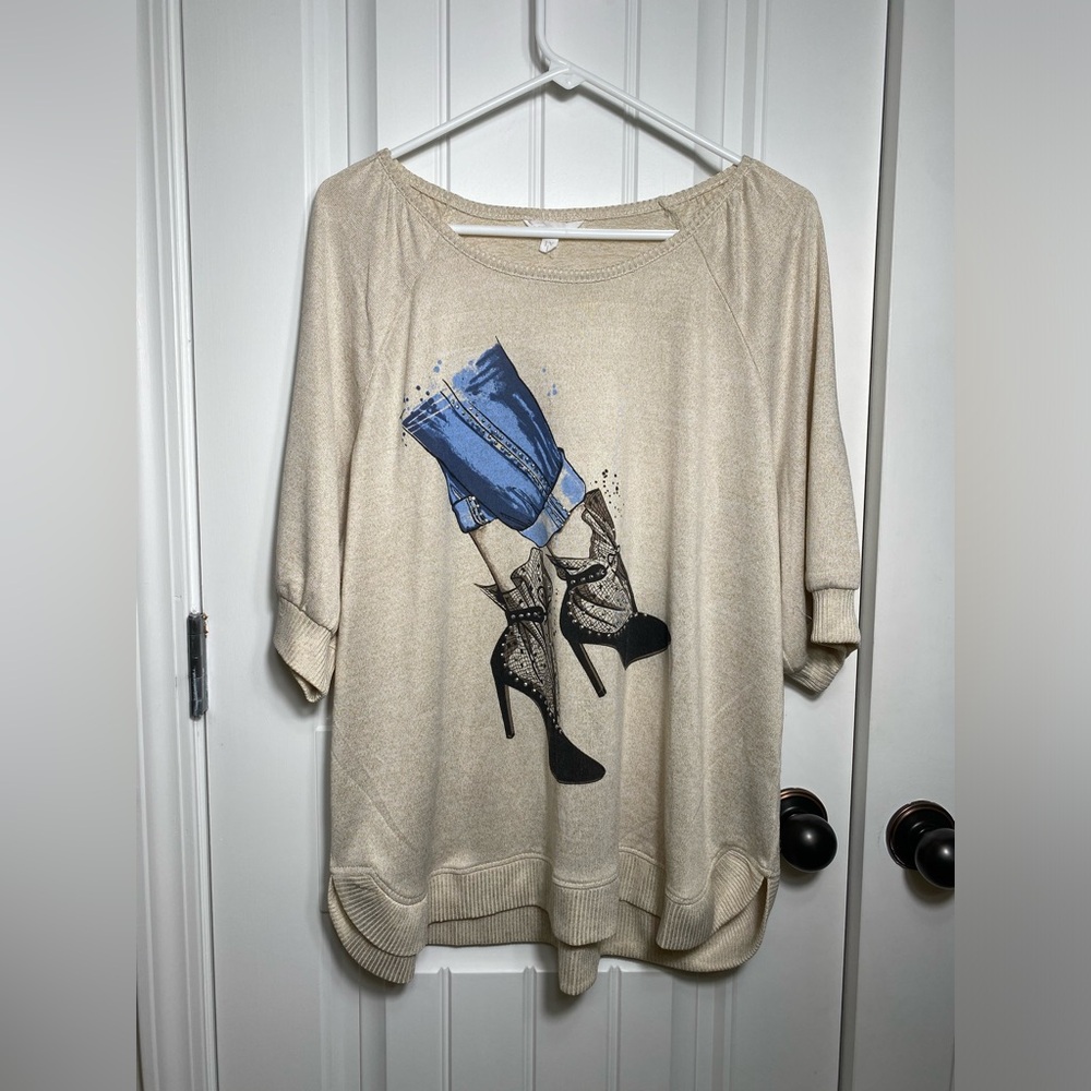 Womens Comfy Oversized Graphic Bejeweled Tunic Sweater
Plus Size 1X
Love & Lace
